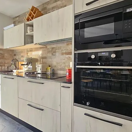 Maison Familiale 12 Couchages, Et Terrasse *