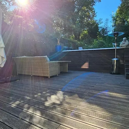 Maison Familiale 12 Couchages, Et Terrasse *