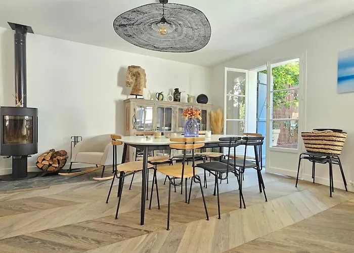 Holiday home Maison Familiale 12 Couchages, Et Terrasse Deauville