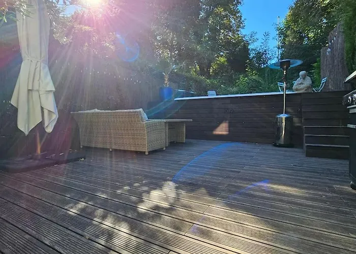 Maison Familiale 12 Couchages, Et Terrasse *