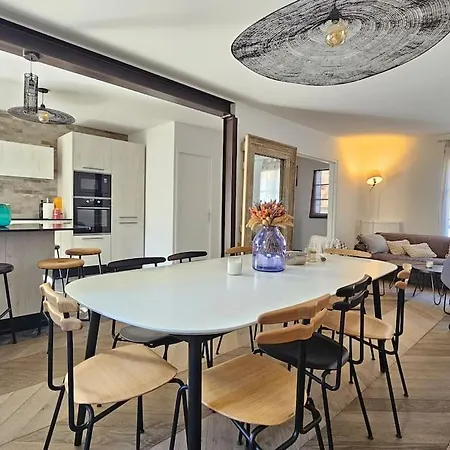 Maison Familiale 12 Couchages, Et Terrasse Holiday home Deauville