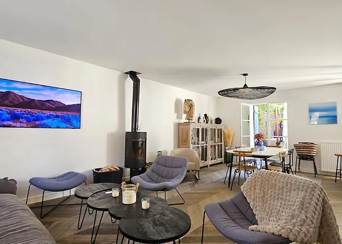 Holiday home Maison Familiale 12 Couchages, Et Terrasse *