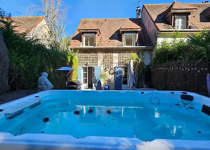 Maison Familiale 12 Couchages, Et Terrasse *